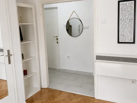Rent, one bedroom apartment, 37m², City Kvart, Podgorica - image 5