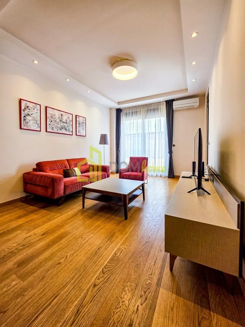 Izdavanje, dvosoban stan, 75m2, Kruševac, Podgorica