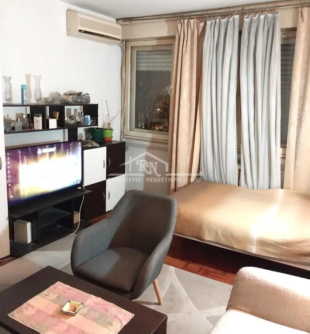 Prodaja, dvosoban stan, 68m², Brace Jerković, Voždovac Sve Podlokacije