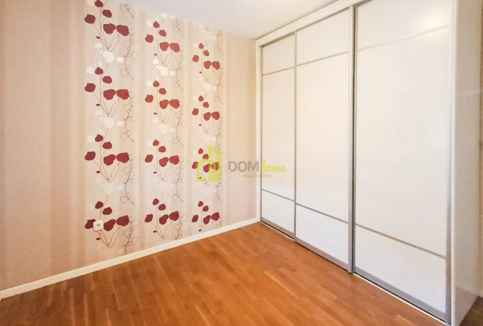 Izdavanje, dvosoban stan, 75m², Čeluga, Bar
