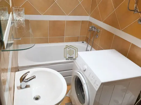 Izdavanje, dvosoban stan, 69m², Stari Aerodrom, Podgorica - image 10