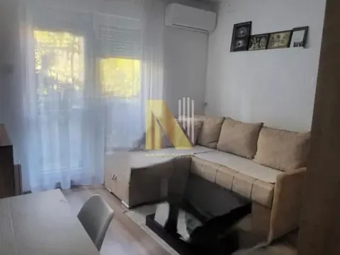 Izdavanje, jednosoban stan, 35m², Rotkvarija, Novi Sad Sve Podlokacije