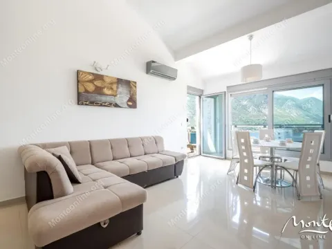 Sale, one bedroom apartment, 57m², Dobrota, Kotor - image 3