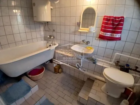 Sale, house, 102m², Ker, Subotica - image 16