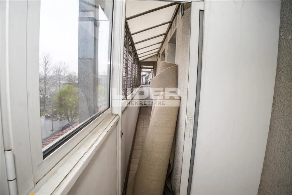 Prodaja, trosoban stan, 69m², Čukarica, Beograd