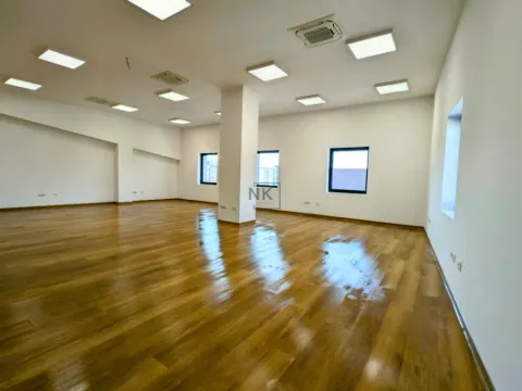 Rent, office space, 90m², Zabjelo, Podgorica - image 4