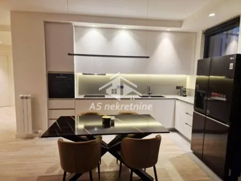 Rent, four bedroom apartment, 109m², Savski Venac, Beograd - image 24