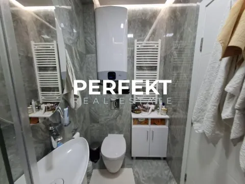 Prodaja, trosoban stan, 75m², Centar, Pančevo - image 12