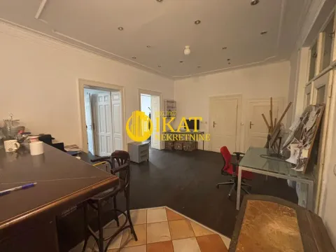Izdavanje, trosoban stan, 70m², Stari Grad, Beograd - image 2