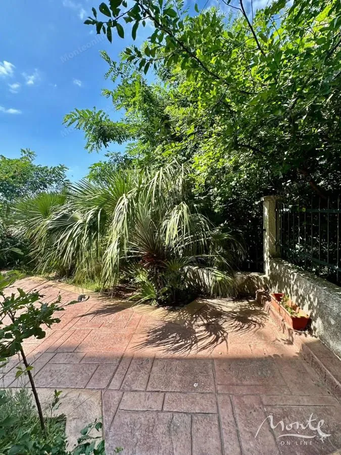 Sale, three bedroom apartment, 90m², Petrovac, Budva