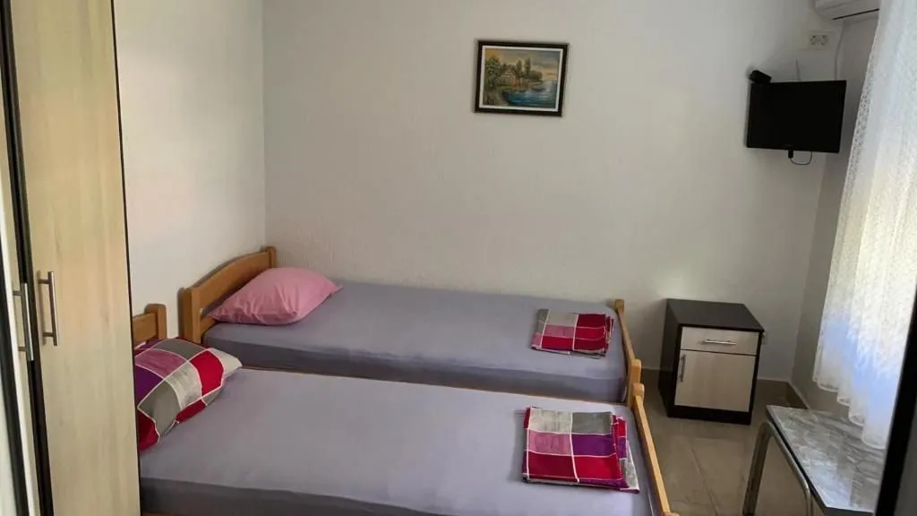Prodaja, kuća, 350m², Sutomore, Bar