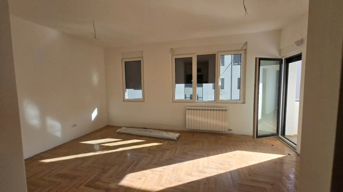 Prodaja, stan, 80m², Vračar Centar, Vračar Sve Podlokacije