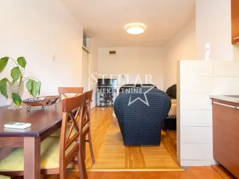 Rent, one bedroom apartment, 38m², Preko Morače, Podgorica - image 13