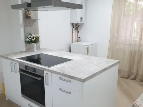 Izdavanje, kuća, 90m², Petrovaradin, Novi Sad - image 5