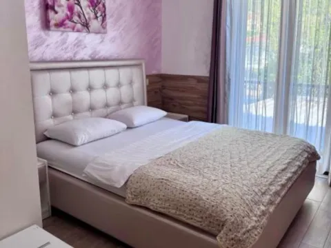 Rent, office space, 150m², Dobrota, Kotor - image 9