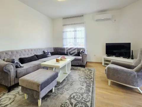 Prodaja, dvosoban stan, 76m², Stari Aerodrom, Podgorica - image 2