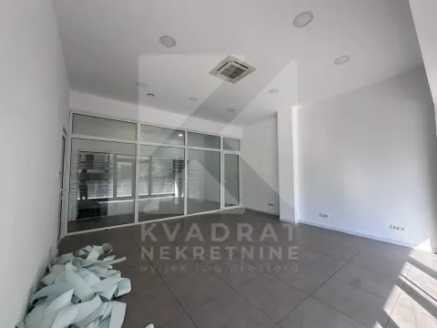 Rent, office space, 362m², Ljubović, Podgorica - image 15