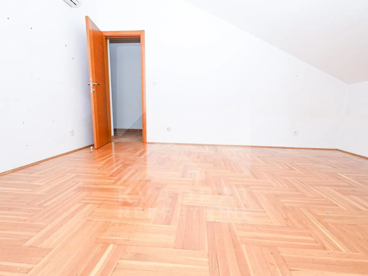 Prodaja, jednosoban stan, 43m², Stari Aerodrom, Podgorica