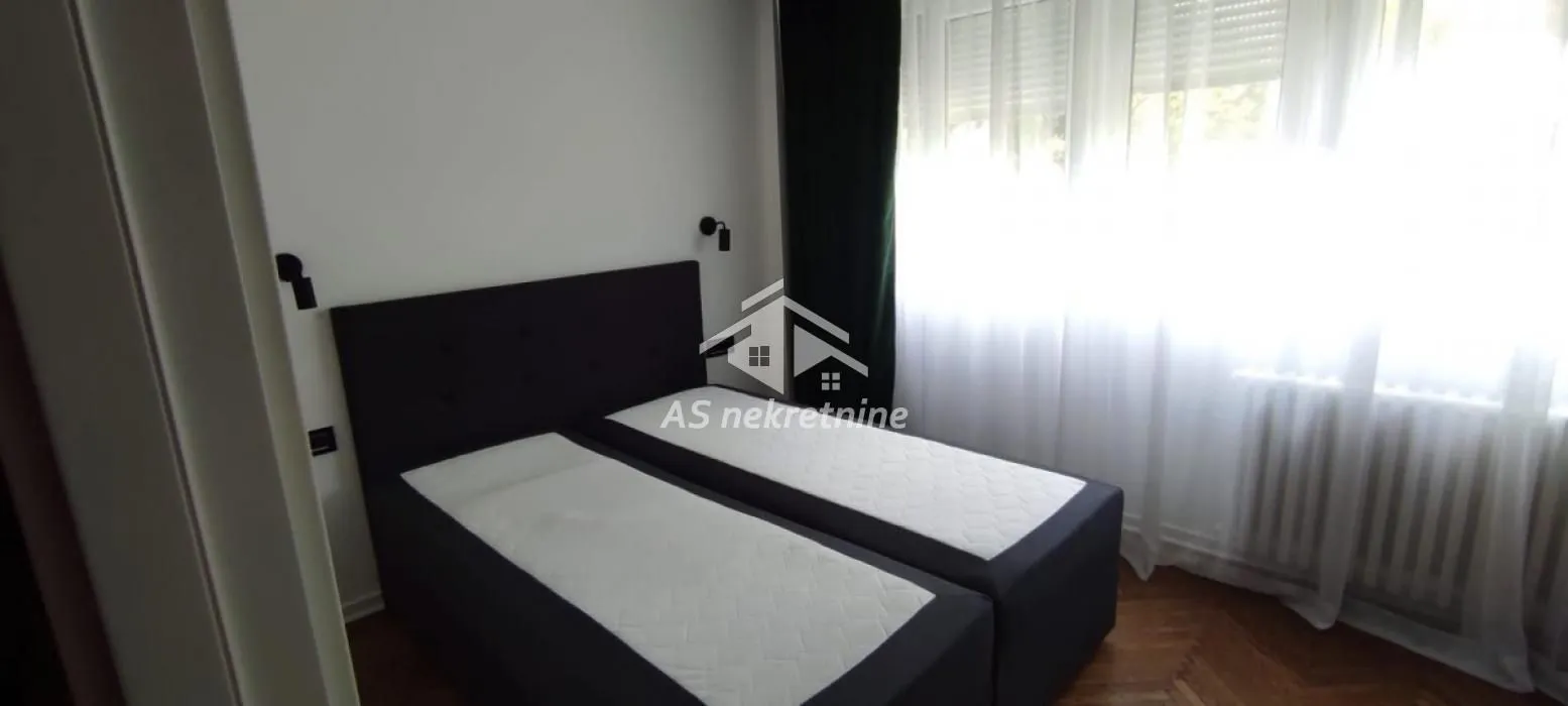 Izdavanje, stan, 60m², Novi Beograd Sve Podlokacije, Beograd