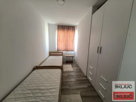 Rent, one bedroom apartment, 38m², Grbavica, Novi Sad Sve Podlokacije - image 8