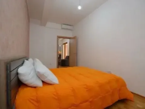 Prodaja, dvosoban stan, 70m², Kalimanj, Tivat - image 4