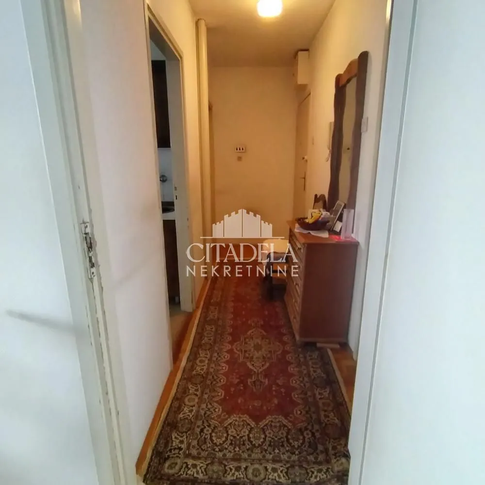 Prodaja, jednosoban stan, 38m², Konjarnik, Voždovac Sve Podlokacije