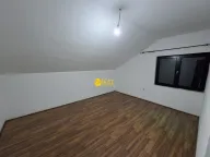 Izdavanje, trosoban stan, 100m², Krnjaca, Palilula Sve Podlokacije - image 3