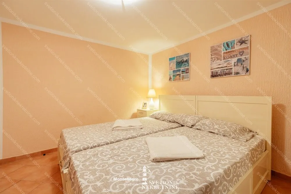 Prodaja, trosoban stan, 178m², Topla, Herceg Novi