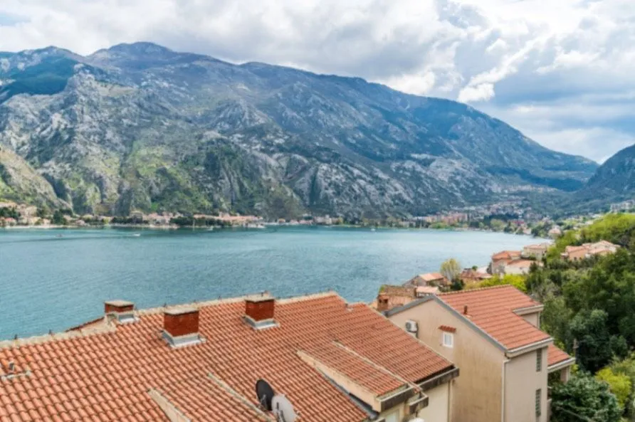 Prodaja, dvosoban stan, 50m², Muo, Kotor