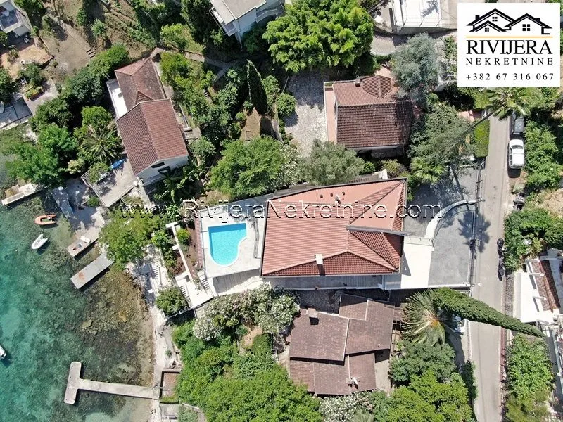 Prodaja, kuća, 285m², Njivice, Herceg Novi