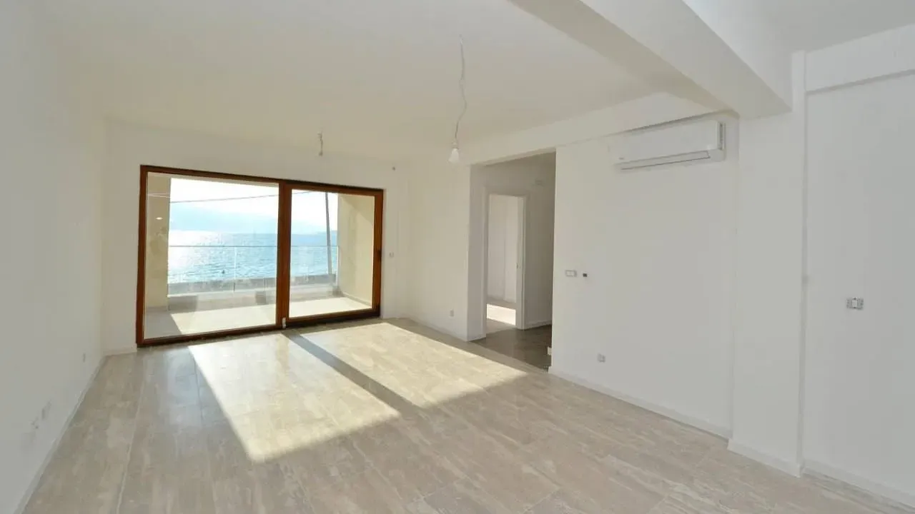 Sale, three bedroom apartment, 88m², Tivat, Crna Gora