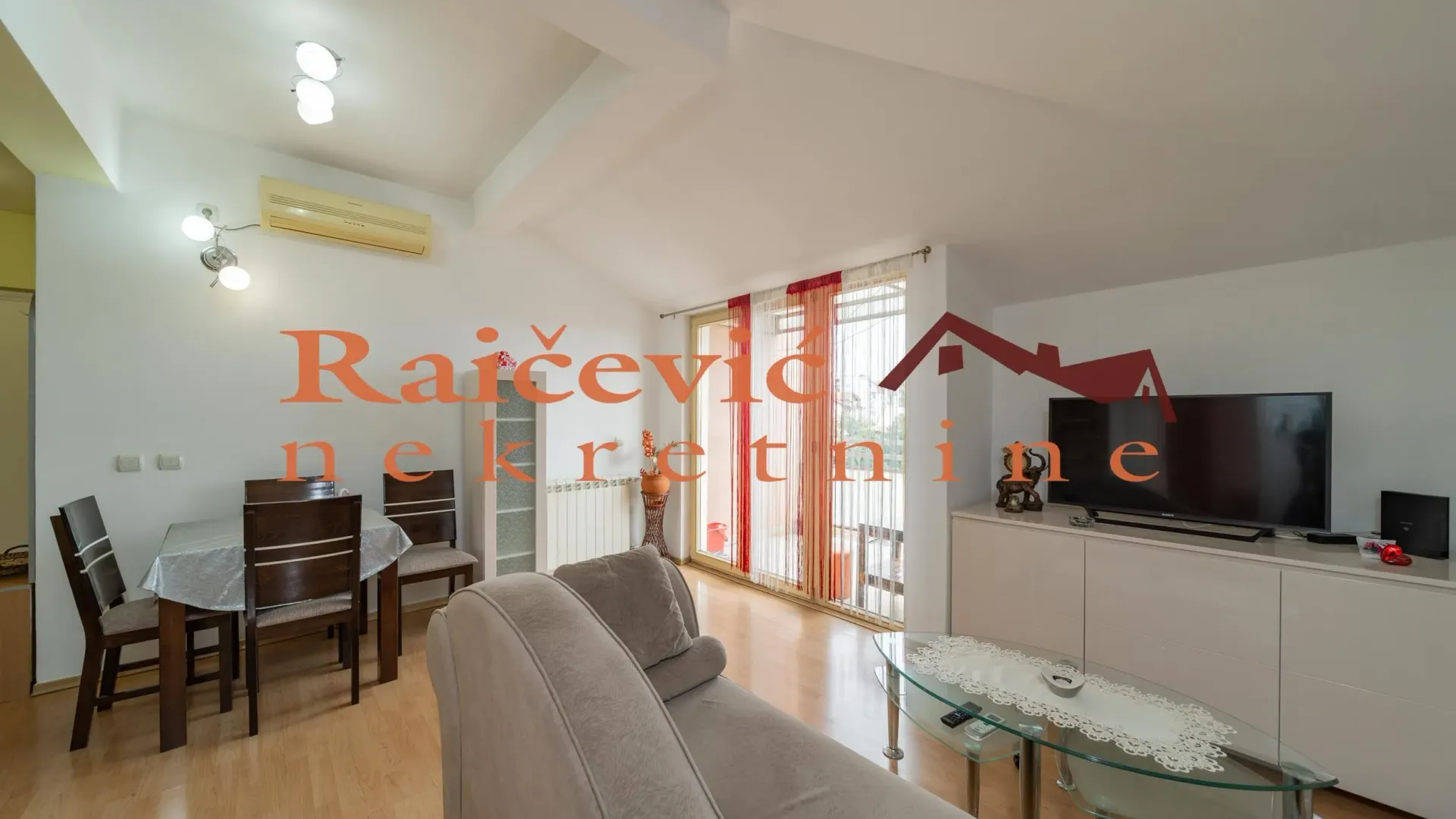 Izdavanje, trosoban stan, 65m², Kluz, Zvezdara Sve Podlokacije