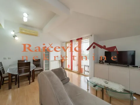 Rent, three bedroom apartment, 65m², Kluz, Zvezdara Sve Podlokacije - image 3