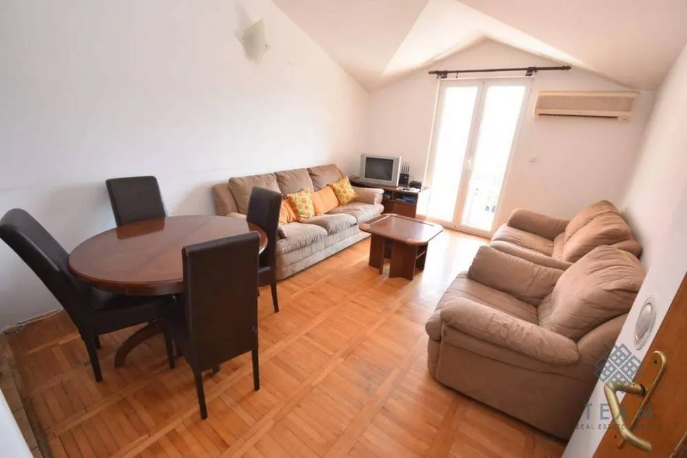 Prodaja, četvorosoban stan, 90m², Bijela, Herceg Novi