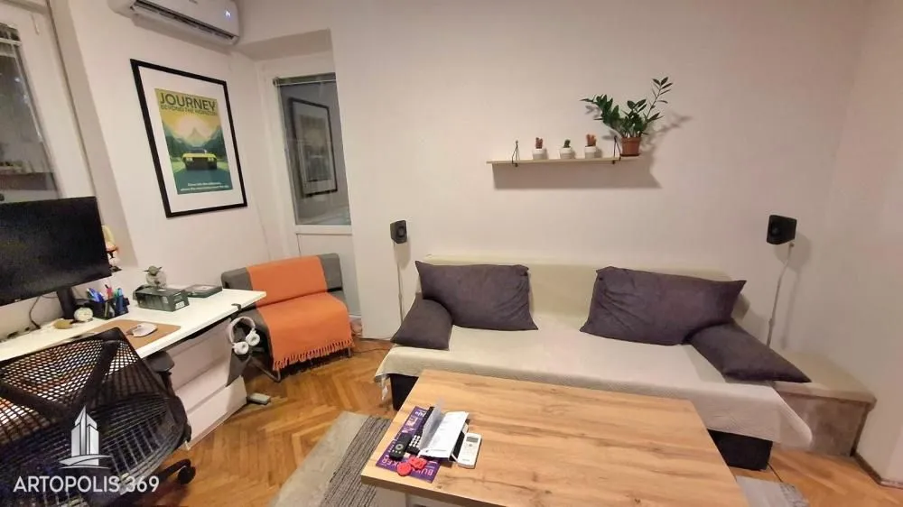 Prodaja, dvosoban stan, 59m², Zemun Cara Dušana, Zemun Sve Podlokacije