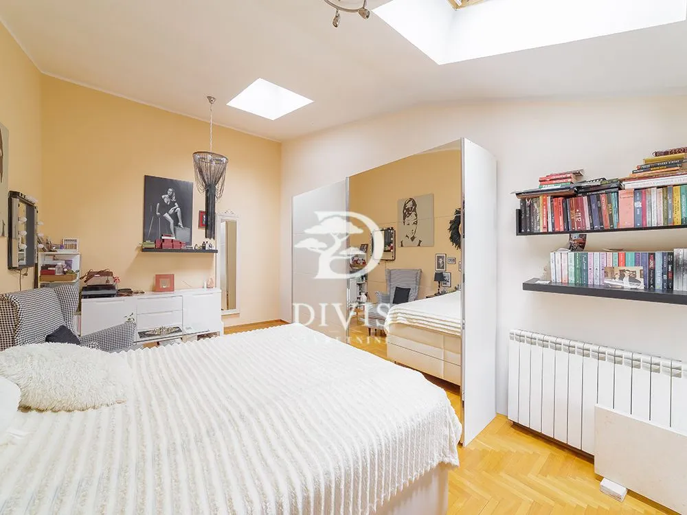 Sale, apartment, 196m², Neimar, Vračar Sve Podlokacije