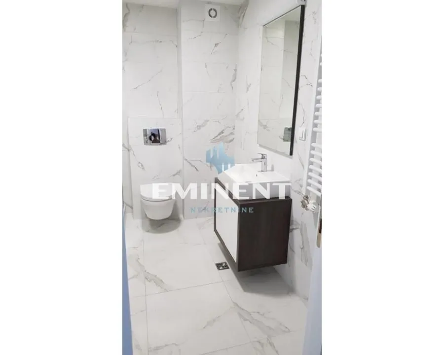 Izdavanje, dvosoban stan, 47m², Zemun Centar, Zemun Sve Podlokacije