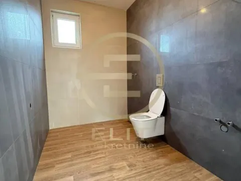 Prodaja, kuća, 174m², Veternik, Novi Sad Sve Podlokacije - image 24