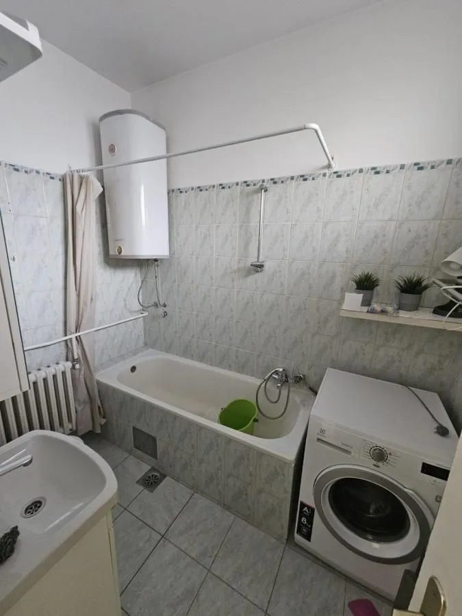Prodaja, dvosoban stan, 48m², Stari grad, Novi Sad
