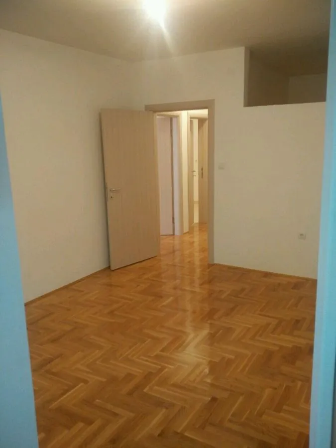 Prodaja, trosoban stan, 72m², Klisa, Novi Sad Sve Podlokacije