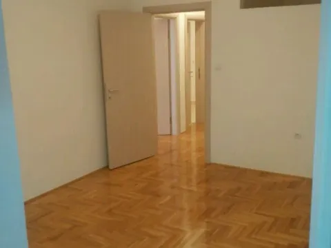 Prodaja, trosoban stan, 72m², Klisa, Novi Sad Sve Podlokacije - image 2