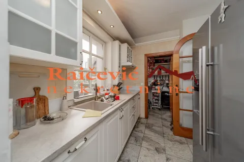 Sale, four bedroom apartment, 114m², Centar, Stara Pazova - image 11