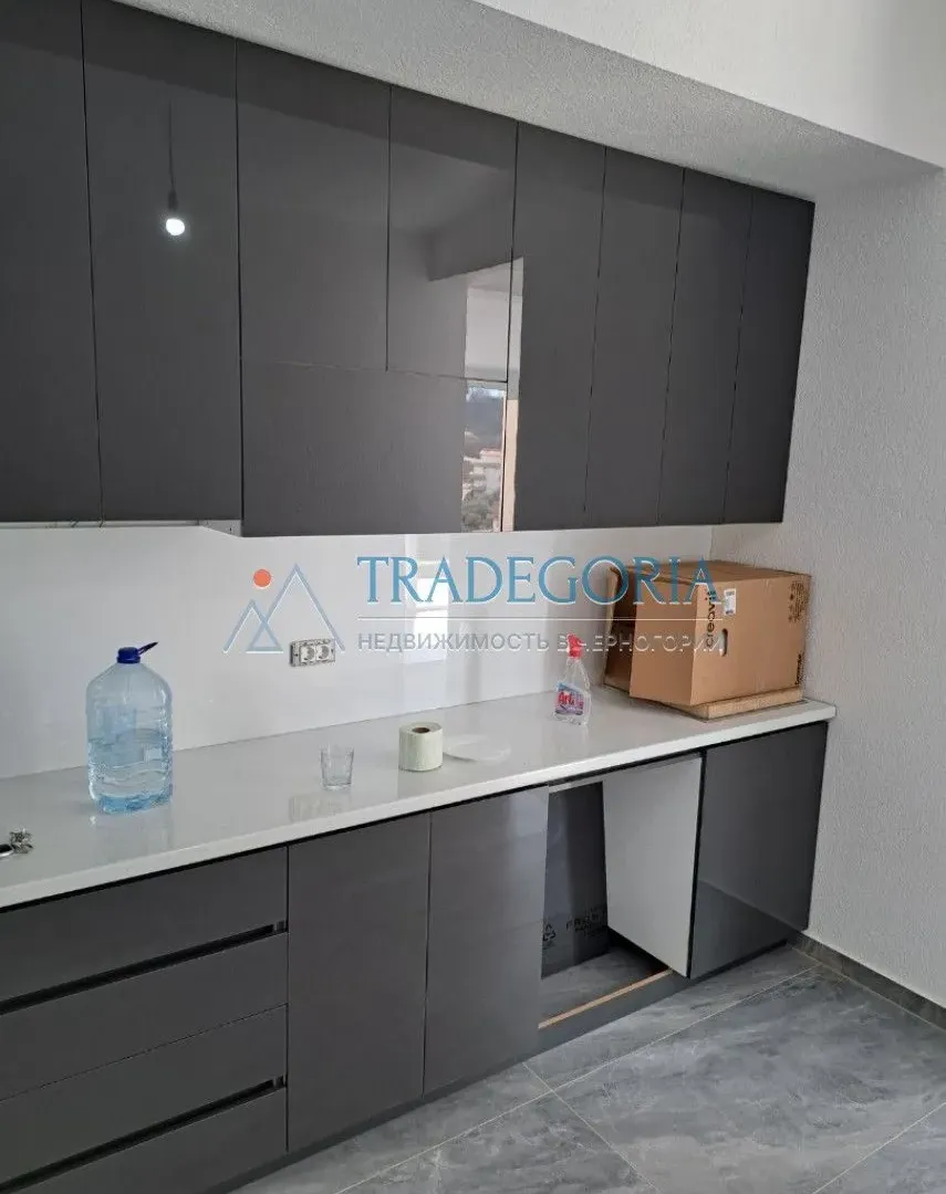 Prodaja, jednosoban stan, 56m², Dobra Voda, Bar