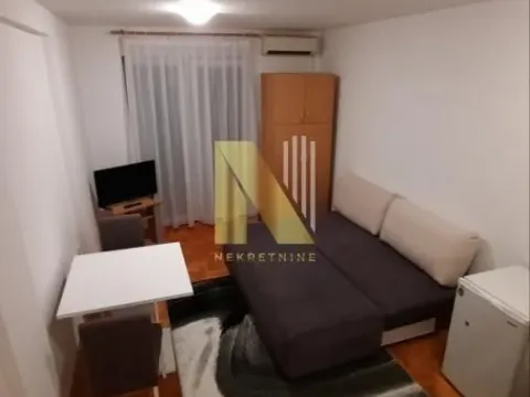 Izdavanje, garsonjera, 25m², Grbavica, Novi Sad Sve Podlokacije - image 4