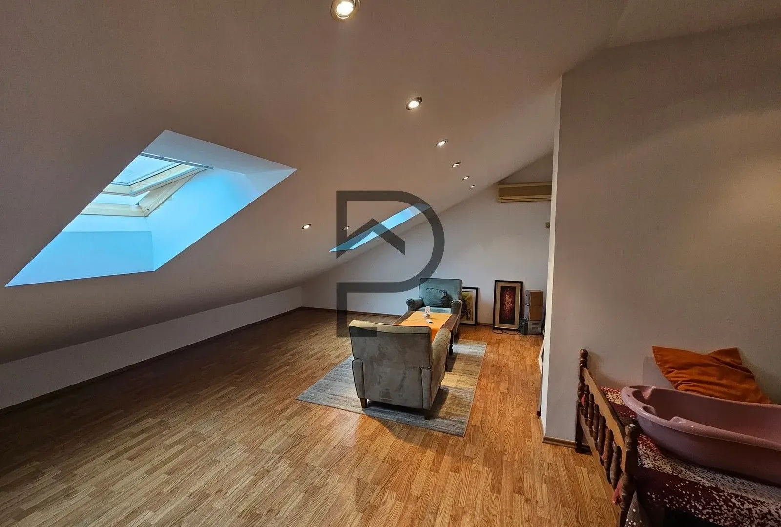 Prodaja, stan, 96m², Vezirov Most, Podgorica