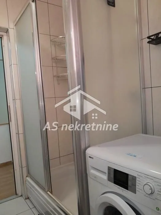 Rent, three bedroom apartment, 80m², Čukarica, Beograd