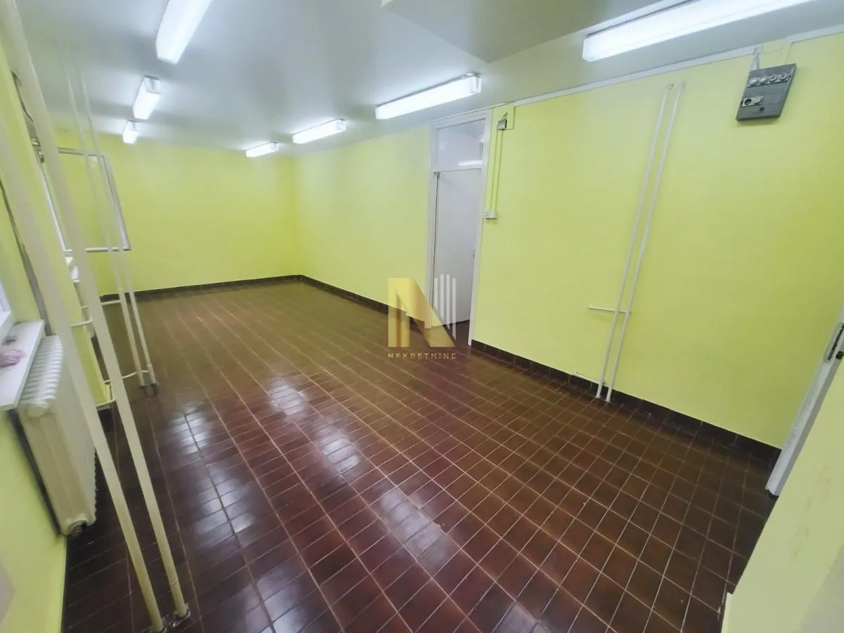 Rent, office space, 33m², Sajmište, Novi Sad