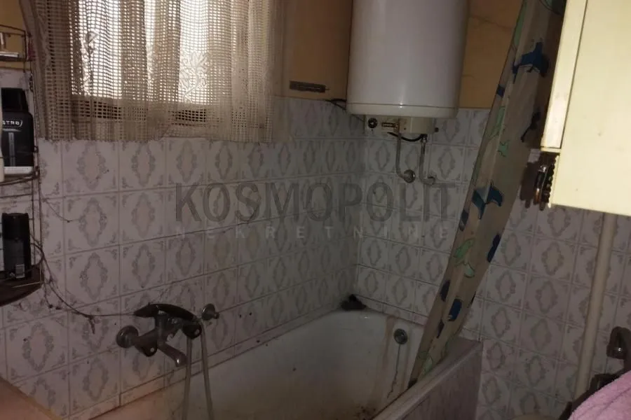 Prodaja, kuća, 220m², Centar, Stara Pazova