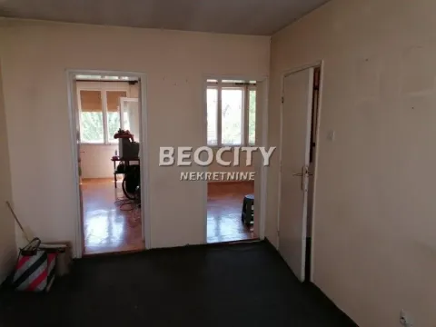 Prodaja, stan, 65m², Pejton, Podgorica - image 12