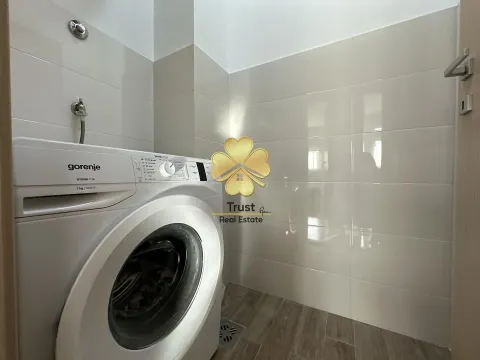 Izdavanje, dvosoban stan, 71m², City Kvart, Podgorica - image 10